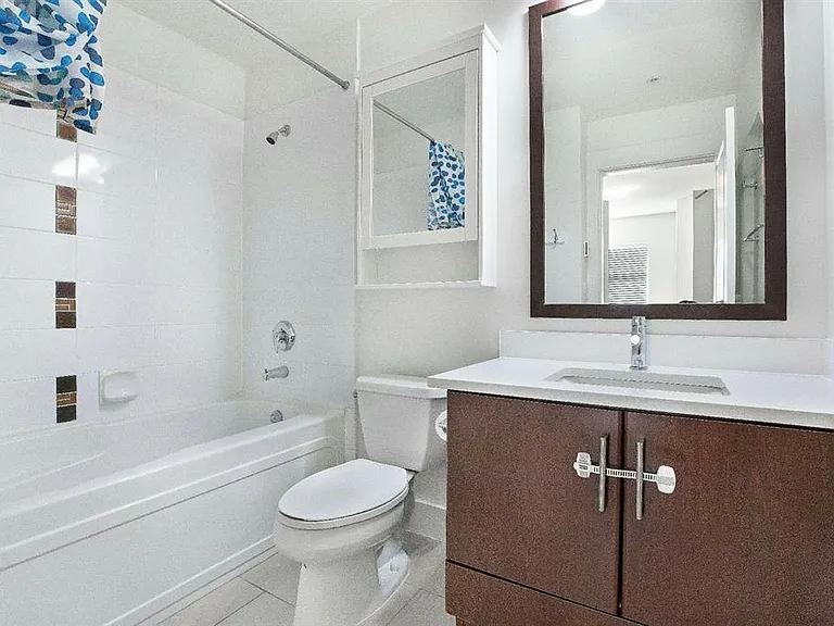 6328 Larkin Dr #402 — Photo 2