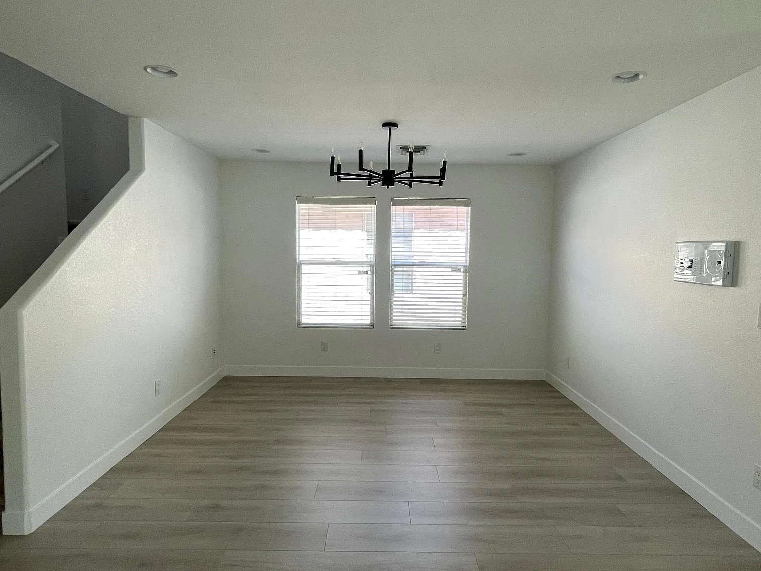2 bed, 1714 sqft, $2,100 — Photo 4