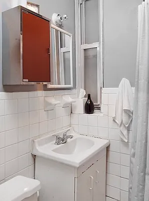 Rented by LJ Sloane Management | media 26