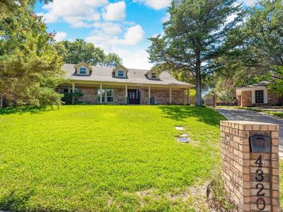 4320 Ridglea Country Club Dr, Benbrook, TX, 76126