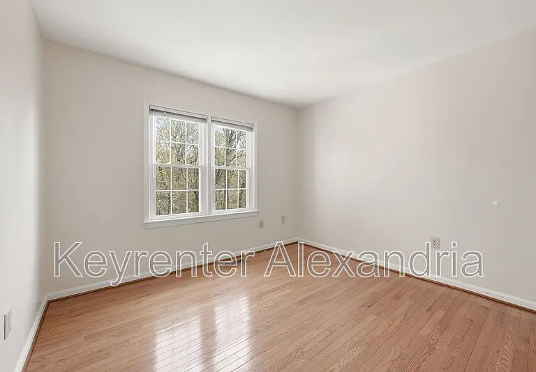 8239 Doctor Craik Ct — Photo 26