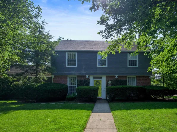 1144 N Warwick Rd, Muncie, IN 47304