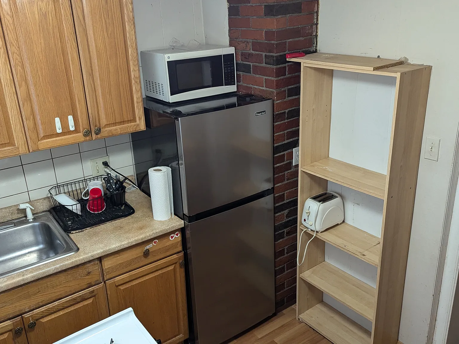 2 bed, 800 sqft, $1,300 — Photo 1