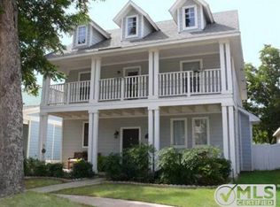9820 Lexington Dr, Aubrey, TX 76227
