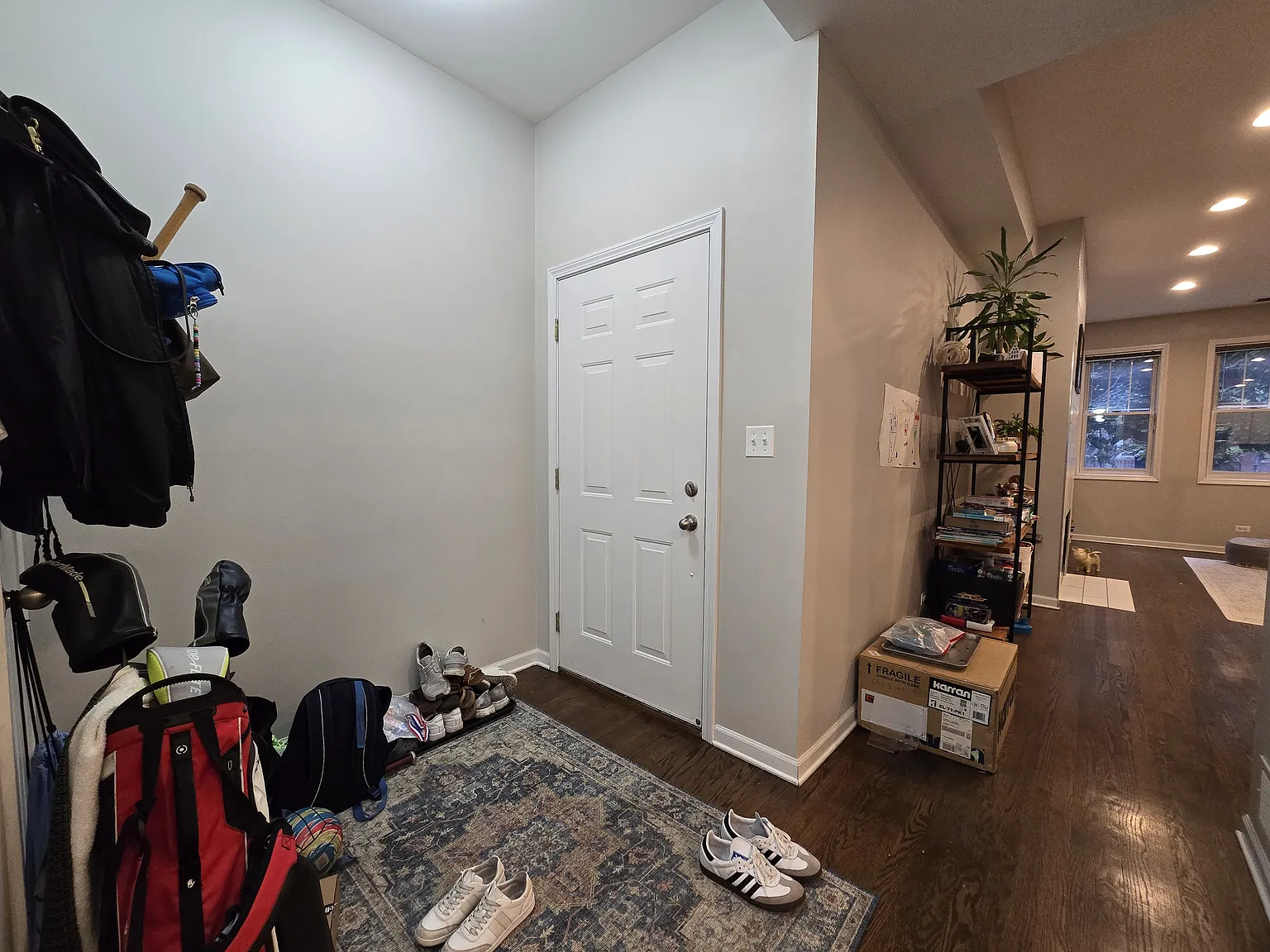 2 bed, 1300 sqft, $3,200 — Photo 2