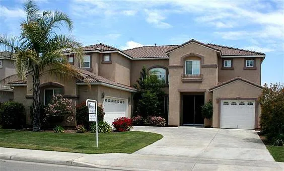 8308 N Ann Ave photo 1