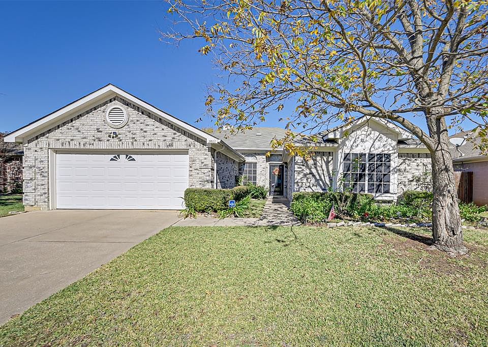 1st image of 2807 Yorkfield Ct