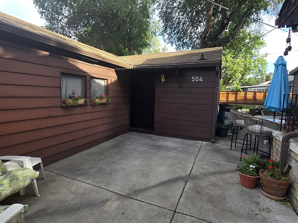 504 Modoc St