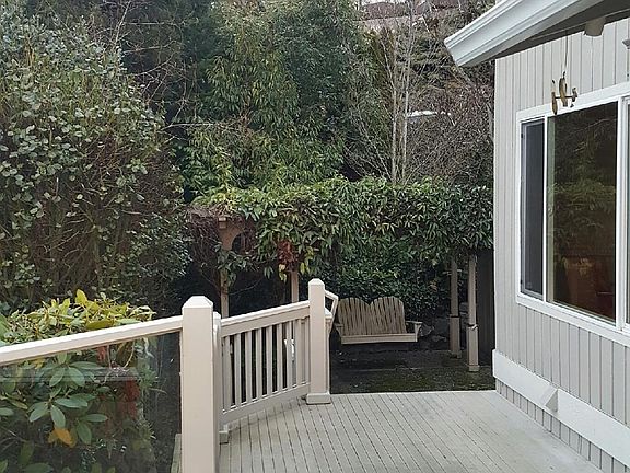 5th image of 4547 135th Pl SE