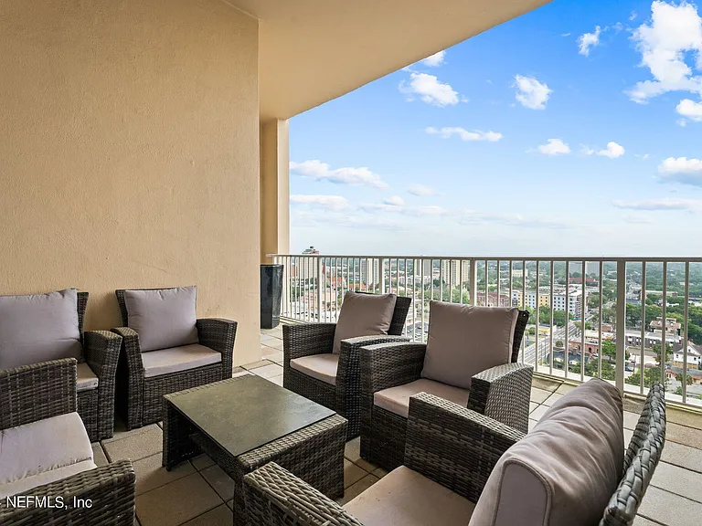 400 E Bay St #2206 — Photo 49