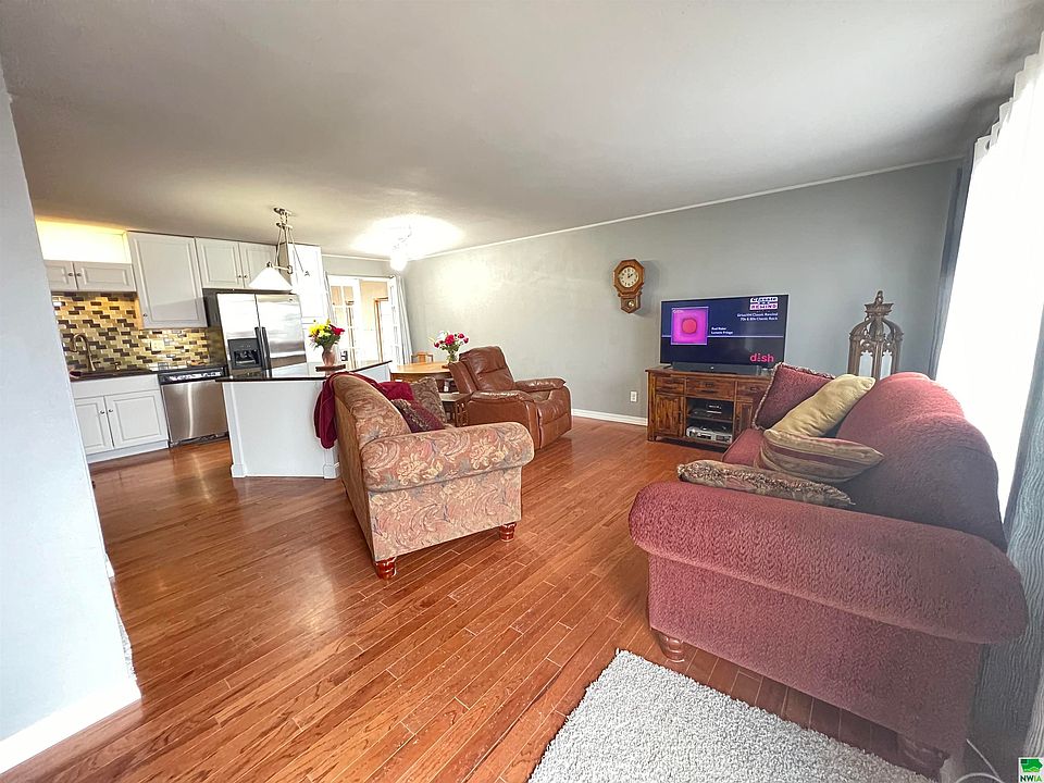 208 4th Ave, Hornick, IA 51026 Zillow