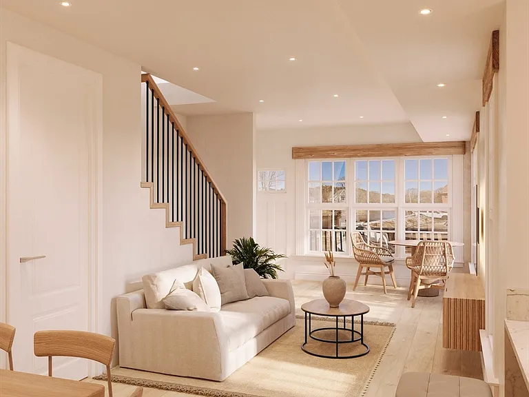 7 Central St #R3 — Photo 1