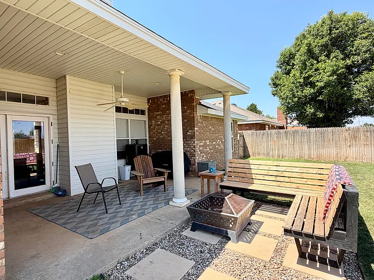 3816 Benjamin Davis Dr — Photo 18