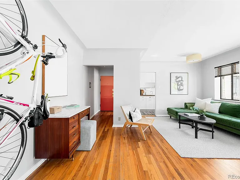 1160 N Birch St #22 — Photo 14