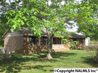 64 Tankersley Rd, Hartselle, AL 35640