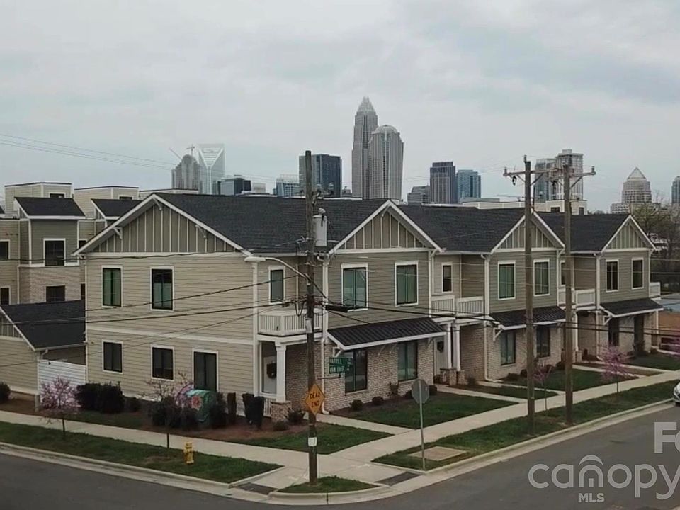 1st image of 1000 Harrill St
