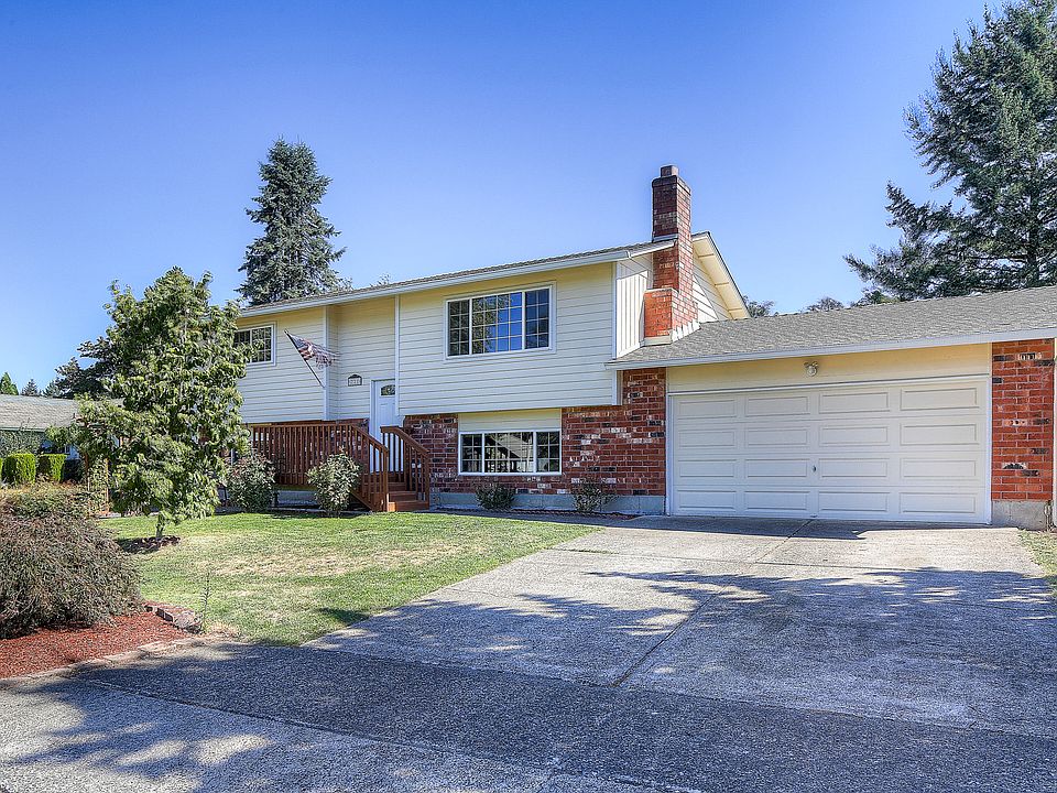 1st image of 221 SE 148th Ave