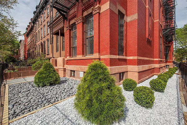 Sold by Douglas Elliman | media 30