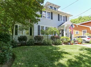 917 Jamestown Cres, Norfolk, VA 23508