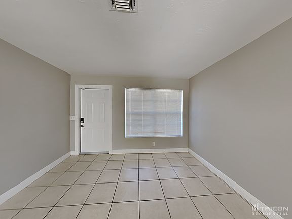 2nd image of 827 E Palm Run Dr