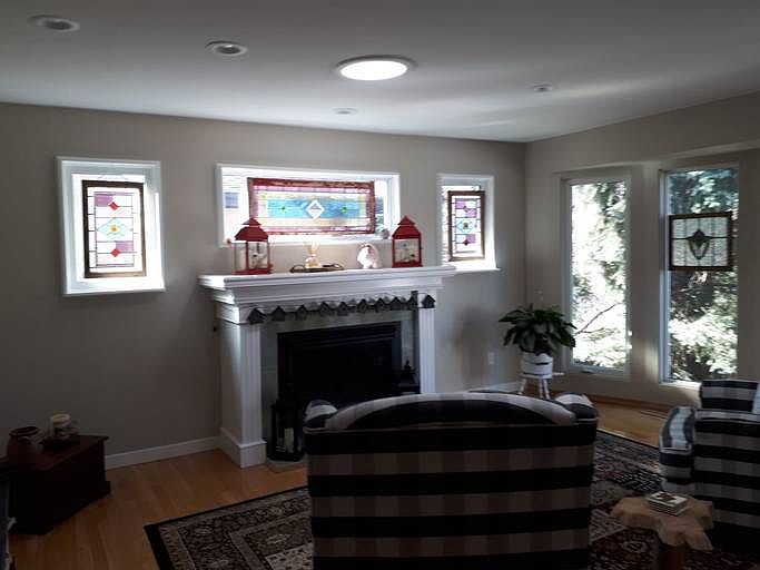 2nd image of 33 Fair Oaks Dr