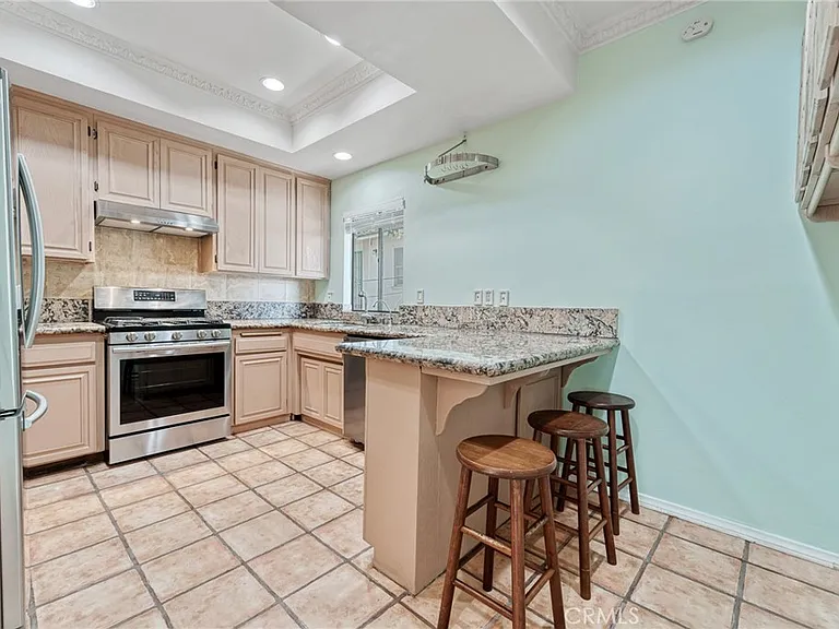807 N Sycamore Ave #6 — Photo 10