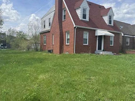 3rd image of 408 Taft Pl