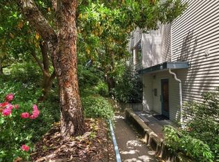 3910 Whitman Ave N APT 11, Seattle, WA 98103