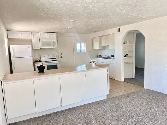 404 N Lincoln Ave — Photo 5