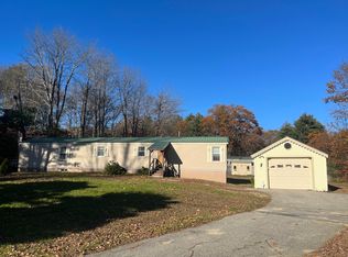 38 Fifield Dr, Buxton, ME 04093