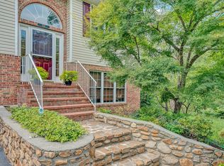 5516 Warwood Dr, Roanoke, VA 24018