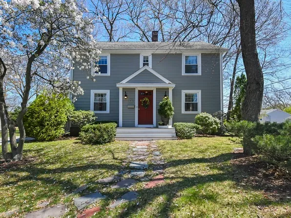 40 Hapgood Rd, Worcester, MA 01605