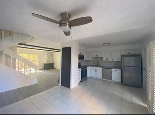 694 Fernwood Ln, Las Vegas, NV 89169