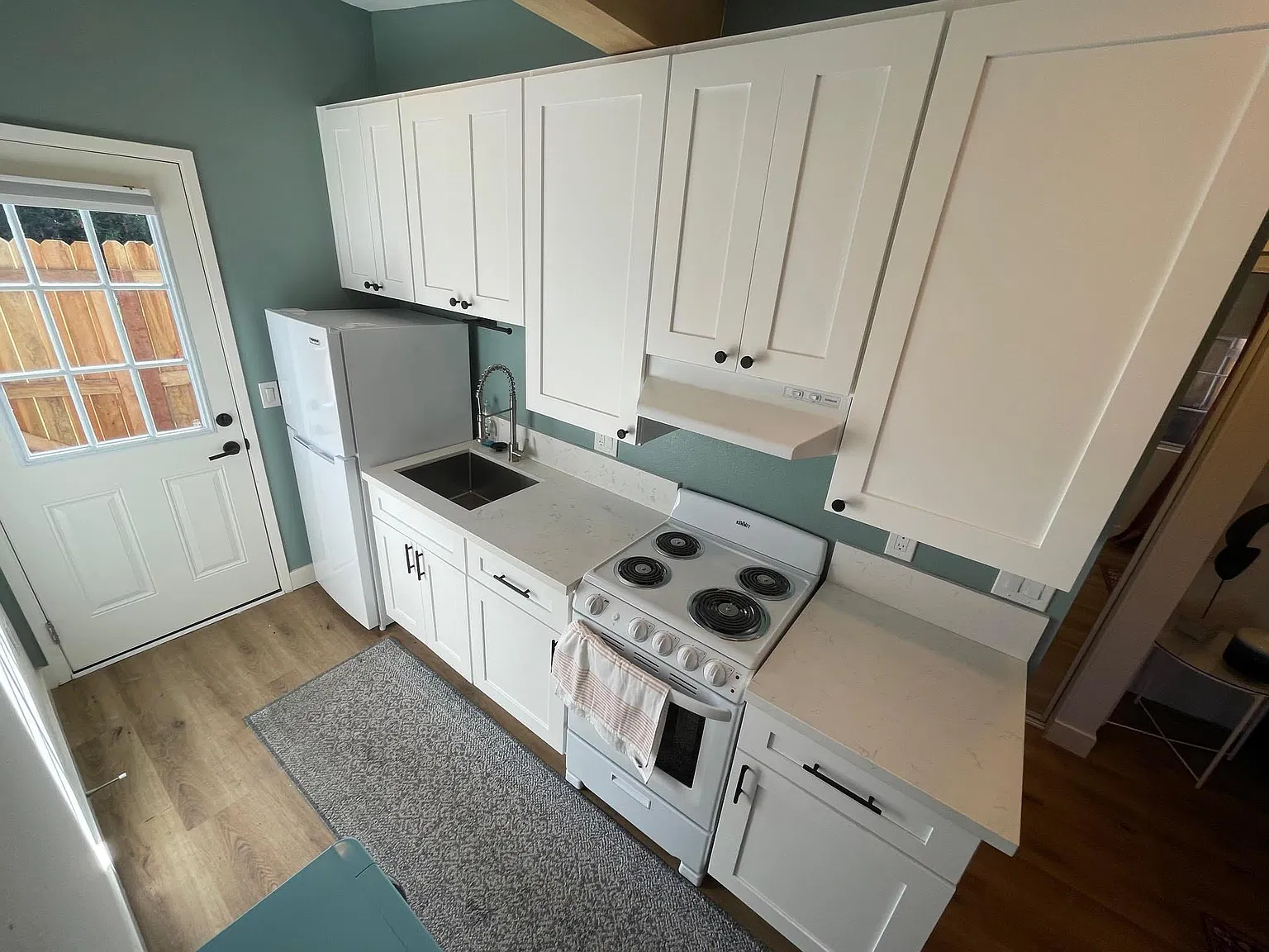 Studio, 232 sqft, $1,595 — Photo 4