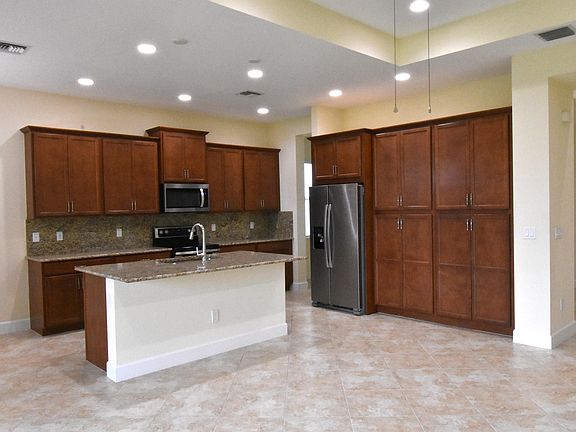 3rd image of 4622 Pumello Drive