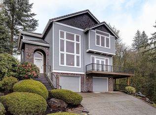 13335 SE Woodland Cir, Happy Valley, OR 97086