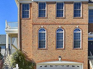 25875 Kirkwood Sq, Chantilly, VA 20152