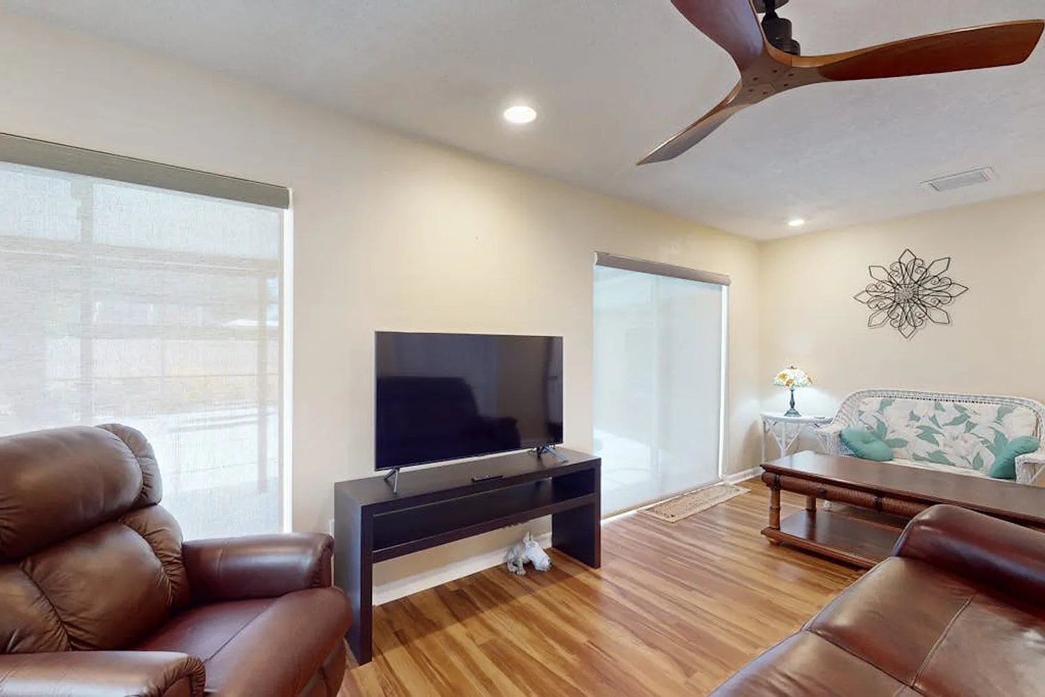 4 bed, 3.0 bath, 2174 sqft, $4,529 — Photo 4