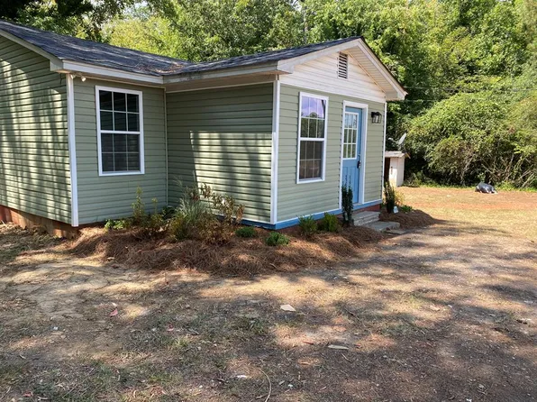 1411 Mathis Rd, Greenwood, SC 29649