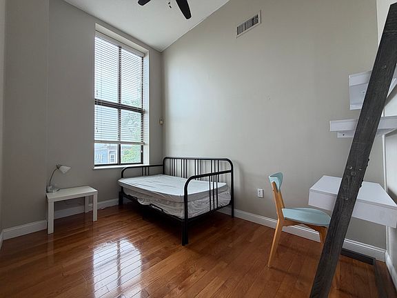 2nd image of 841 Parker St #306A