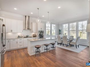 2768 Lockerbie Ln, Keswick, VA 22947