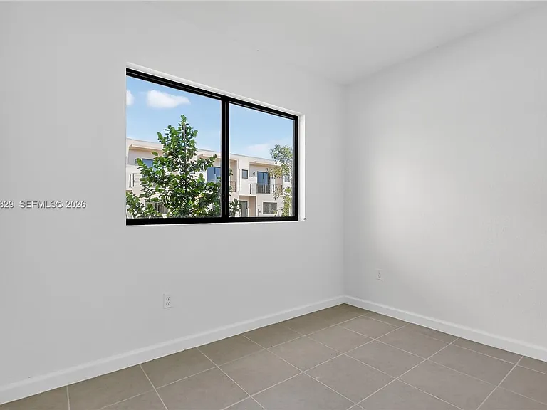 13881 SW 261st St #13881 — Photo 4