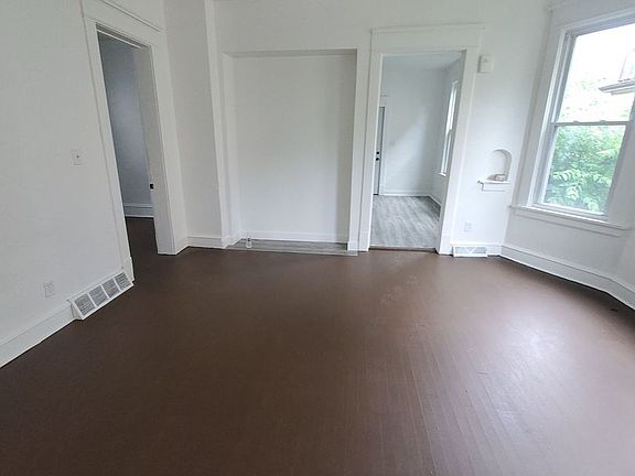 2nd image of 2140-2142 N 46th St #2140