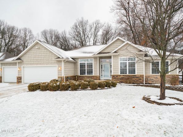 1101 Ludington Ave Portage Mi 49002 Zillow