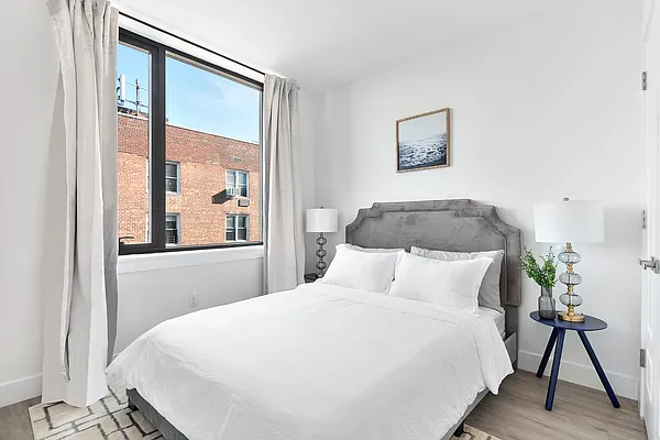 Rented by Compass | media 10