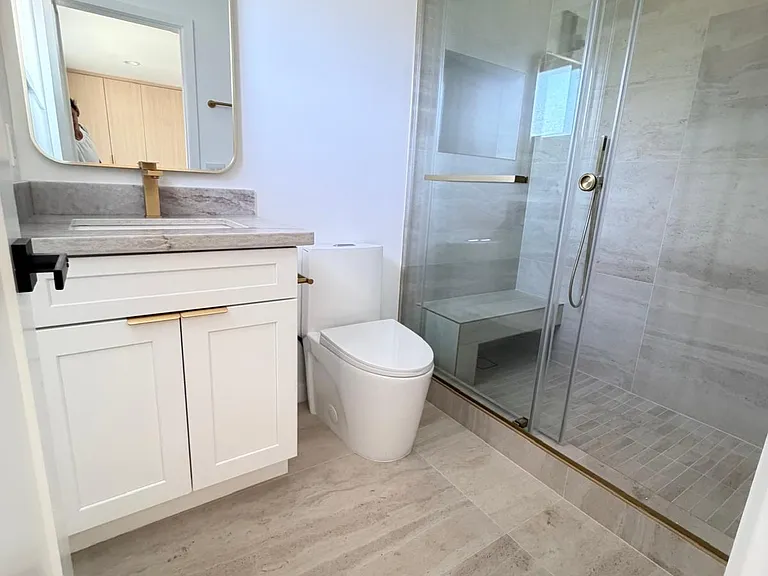 6453 Sale Ave — Photo 9