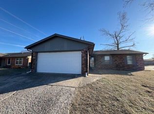4925 Barbados Ave, Sand Springs, OK 74063