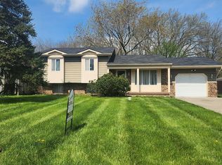 1032 Lask Dr, Flint, MI 48532