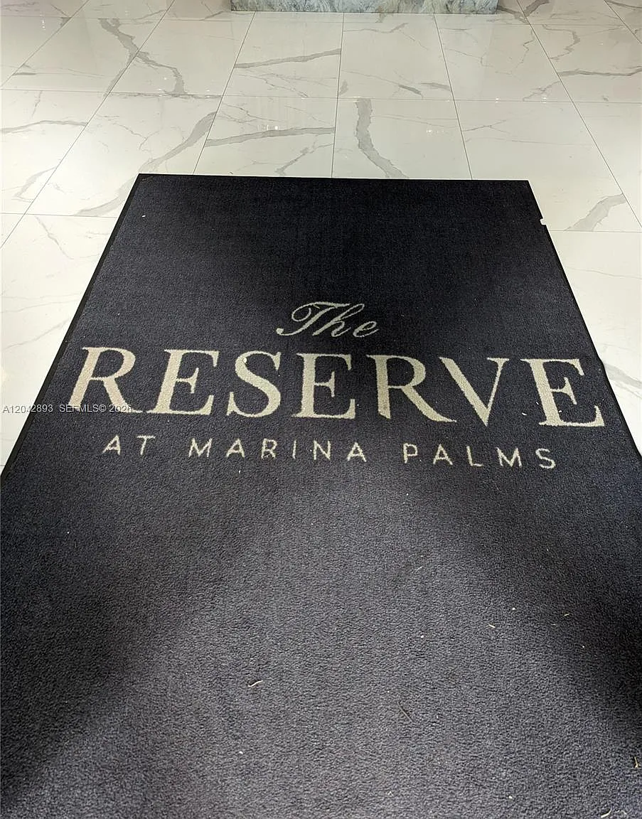 Marina Palms Residences S — Photo 3