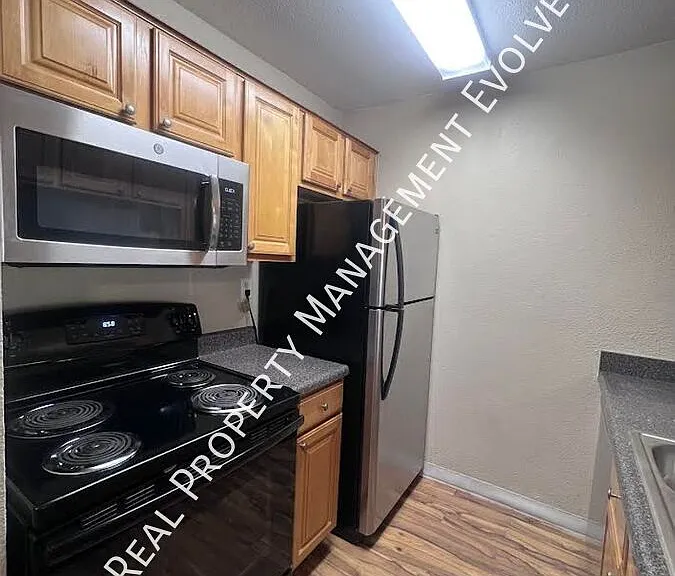 14203 N 19th Ave #1006 — Photo 7